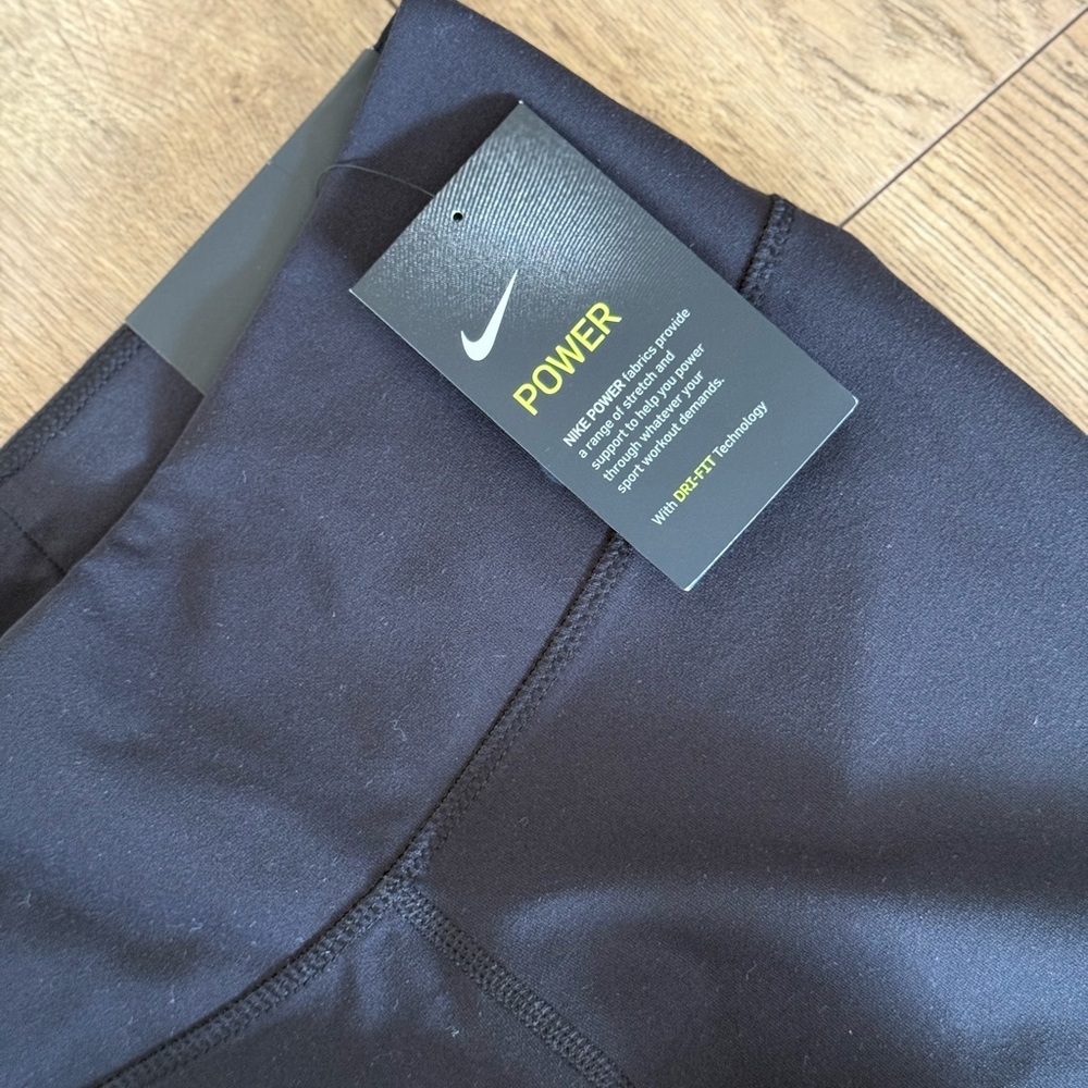 BRAND NEW Nike Legend Women’s Black Power Dri- Fit Leggings - Picture 3 of 10